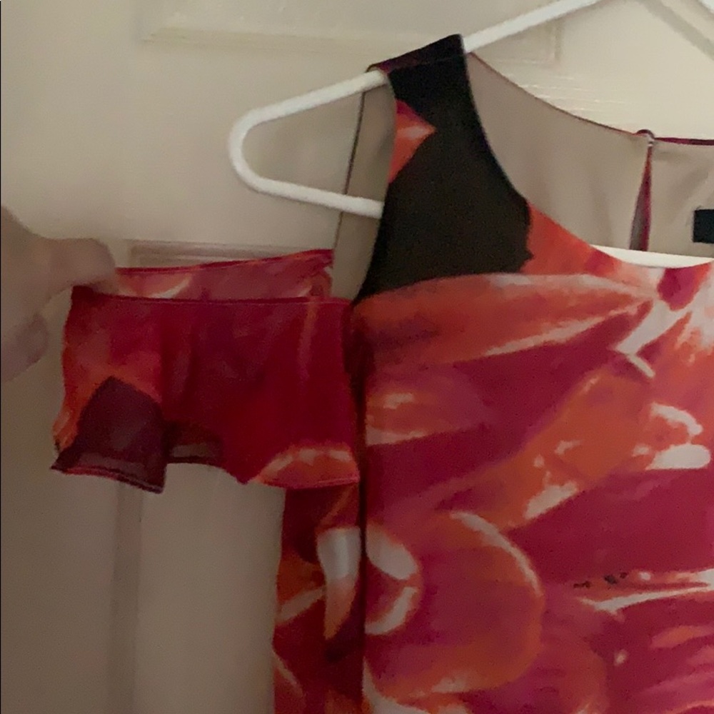 KENSIE FLORAL DRESS - Picture 4 of 8